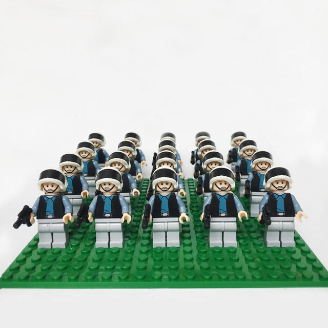 Lego(レゴ)のレゴ互換　スノートルーパー10体、反乱軍レベルトルーパー10体　スターウォーズ エンタメ/ホビーのフィギュア(SF/ファンタジー/ホラー)の商品写真