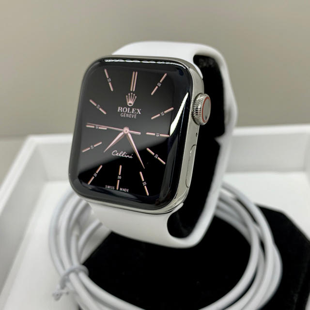 Apple Watch(アップルウォッチ)の【良品・送料込み】Applewatch4 GPS セルラー ステンレススチール レディースのファッション小物(腕時計)の商品写真