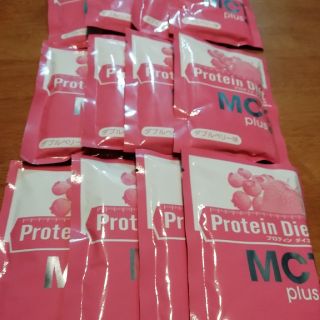 ディーエイチシー(DHC)のDHC プロテインダイエット　MCTダブルベリー味12袋　プロティンダイエット　(プロテイン)