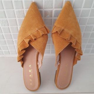 ザラ(ZARA)の『値下げ💛』ZARA フラットシューズ イエロー EU36(23.5㎝)(バレエシューズ)