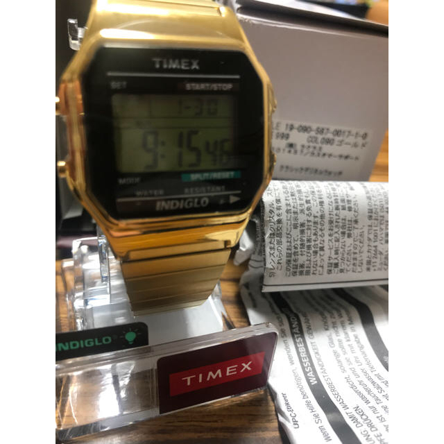 ドゥーズィエムクラス TIMEXクラシックデジタルウォッチゴールド - 腕時計