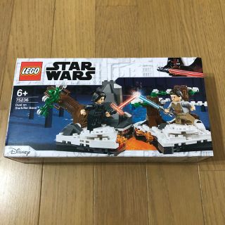 Lego   LEGO  スター・ウォーズ スターキラー基地での決闘の通販