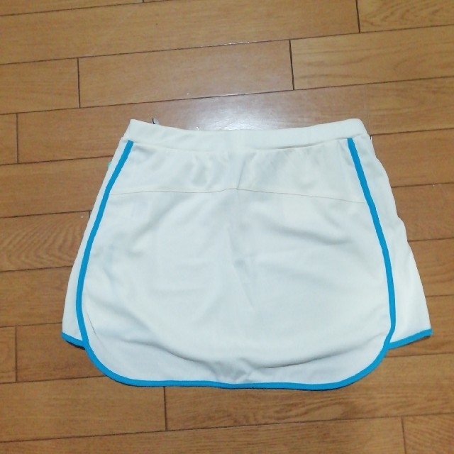 ランニング　スカート チケットのスポーツ(ランニング/ジョギング)の商品写真