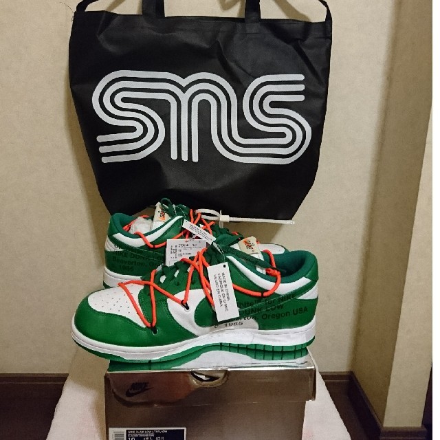 オフホワイトNike × Off-White DUNK LOW 28.0cm green