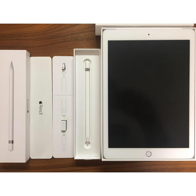 iPad第6世代9.7インチ128GBセルラー+ApplePencil+他ApplePencil