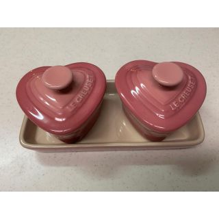 ルクルーゼ(LE CREUSET)の 【未使用】ル・クルーゼ プチ・ラムカン・ダムール・セット(食器)