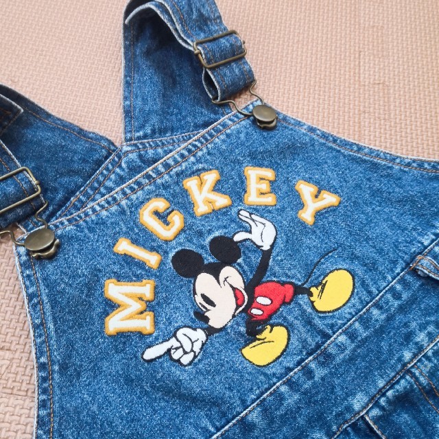 Disney(ディズニー)の[Disney/120cm]ミッキー刺繍デニムオーバーオール！ キッズ/ベビー/マタニティのキッズ服男の子用(90cm~)(パンツ/スパッツ)の商品写真