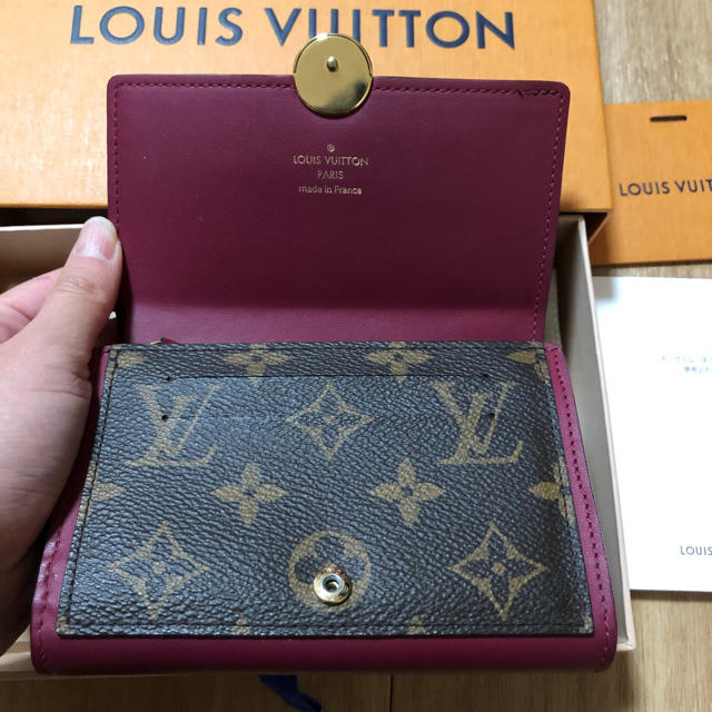 LOUIS VUITTON(ルイヴィトン)の♡ルイヴィトン ポルトフォイユ フロール コンパクト　モノグラム 財布♡ レディースのファッション小物(財布)の商品写真