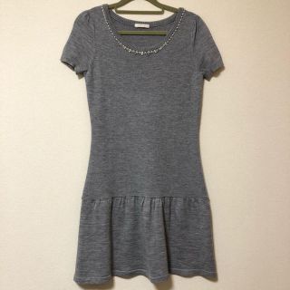 アベニールエトワール(Aveniretoile)の極美品♡パール付きニットワンピース　アベニールエトワール(ひざ丈ワンピース)