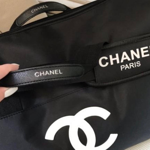 CHANEL(シャネル)のシャネルスポーツバッグ レディースのバッグ(ボストンバッグ)の商品写真