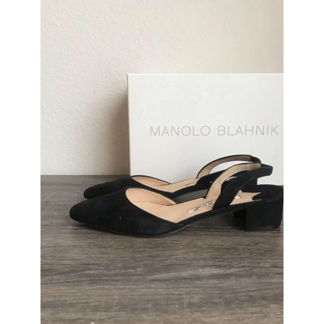 MANOLO BLAHNIK(マノロブラニク)の新品未使用 Manolo Blahnik マノロブラニク スエードパンプス レディースの靴/シューズ(ハイヒール/パンプス)の商品写真