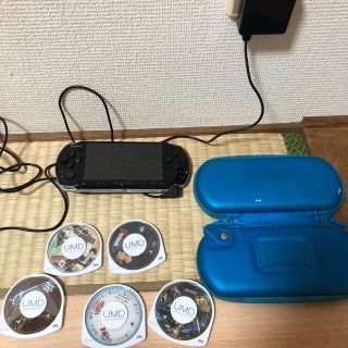 プレイステーションポータブル(PlayStation Portable)の～mjk様専用～ PSP＋カセット(携帯用ゲーム機本体)