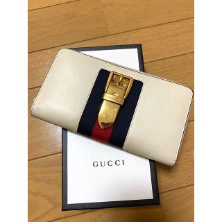 グッチ(Gucci)のGUCCI シルヴィ　ラウンドファスナー　長財布(財布)