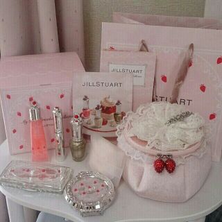 ジルスチュアート(JILLSTUART)のジルスチュアート クリスマスコフレ(コフレ/メイクアップセット)