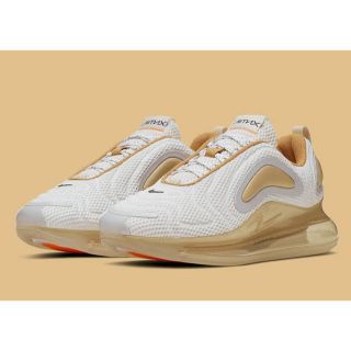 ナイキ(NIKE)のナイキ　AIR MAX720 ペールバニラ(スニーカー)