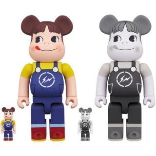 メディコムトイ(MEDICOM TOY)のMILKY THE CONVENI PEKO BE@RBRICK 2色セット(その他)