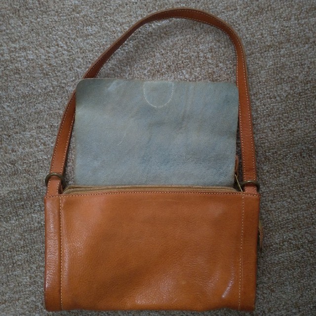 IL BISONTE(イルビゾンテ)のイルビゾンテ　鞄 レディースのバッグ(ハンドバッグ)の商品写真