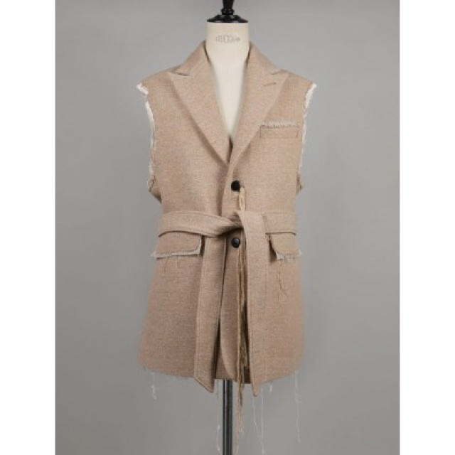 Midorikawa SLEEVELESS JACKET Beige