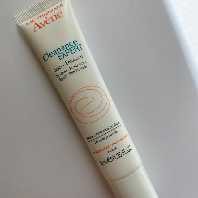 Avene(アベンヌ)の新品未使用！アベンヌ（Avene） クリナンス エクスペール エマルジョン コスメ/美容のスキンケア/基礎化粧品(乳液/ミルク)の商品写真