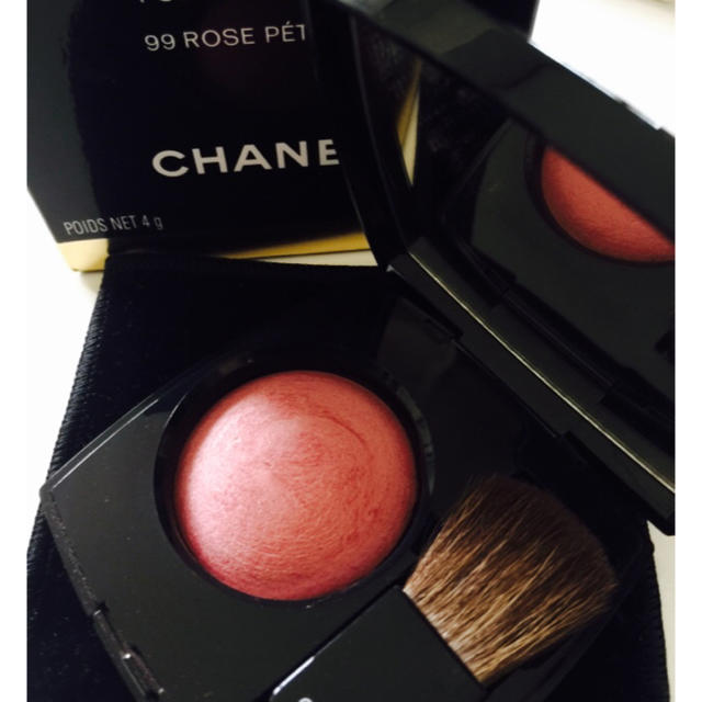 CHANEL(シャネル)のCHANEL チークROSEPETALE コスメ/美容のベースメイク/化粧品(チーク)の商品写真