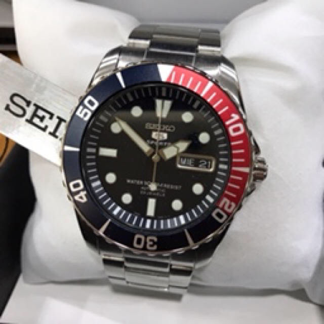 SEIKO 5 スポーツ【SNZF15K1【美品