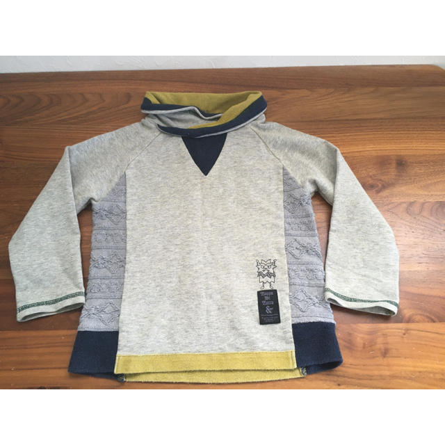 Zuppa di Zucca(ズッパディズッカ)のzuppa di zucca タートルネック  キッズ/ベビー/マタニティのキッズ服女の子用(90cm~)(Tシャツ/カットソー)の商品写真