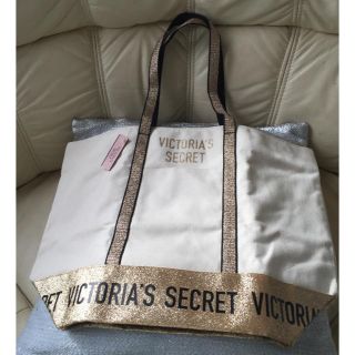 ヴィクトリアズシークレット(Victoria's Secret)の★VICTORIA'S SECRET★キャンパスバッグ★新品未使用★(トートバッグ)