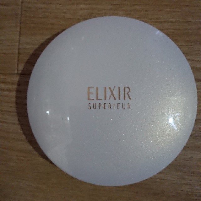 ELIXIR(エリクシール)のエリクシール プレストパウダー コスメ/美容のベースメイク/化粧品(フェイスパウダー)の商品写真