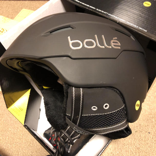 bolle(ボレー)の新品 大人用 bolle ボレー スキー スノボ ヘルメット サイズS Mips スポーツ/アウトドアのスノーボード(ウエア/装備)の商品写真