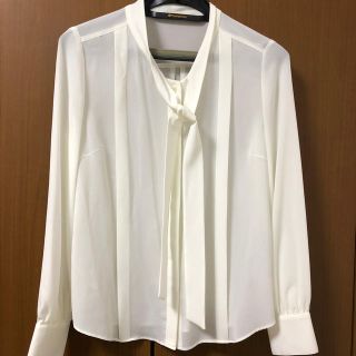 ノーリーズ(NOLLEY'S)のnolley's 新品　ボータイブラウス(シャツ/ブラウス(長袖/七分))