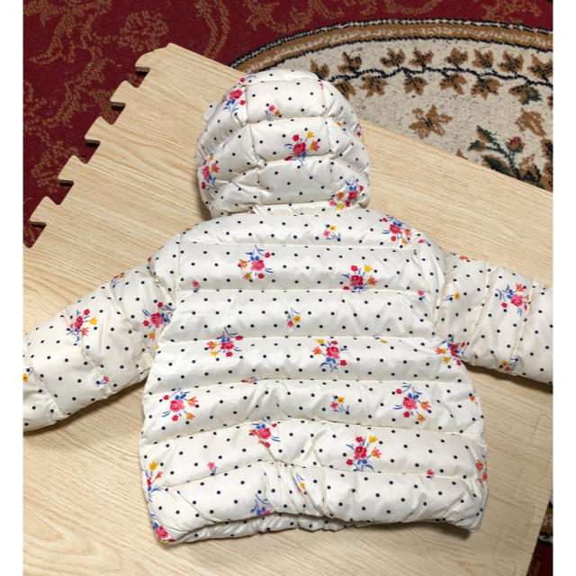 babyGAP(ベビーギャップ)のbabyGAP ダウンパーカー　80 キッズ/ベビー/マタニティのベビー服(~85cm)(ジャケット/コート)の商品写真