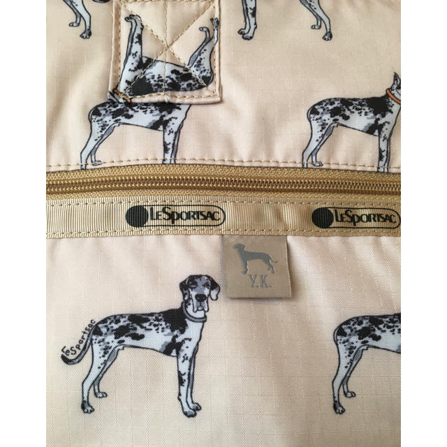LeSportsac(レスポートサック)の新品 風間ゆみえ レスポサック 犬 ベージュコラボ 日本限定 レスポ トート レディースのバッグ(トートバッグ)の商品写真