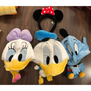 ディズニー(Disney)のディズニー　被り物　ほぼ新品(キャラクターグッズ)