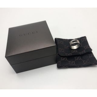 グッチ(Gucci)のN150 美品 グッチ 925 シルバー リング 指輪 11号 箱付き(リング(指輪))