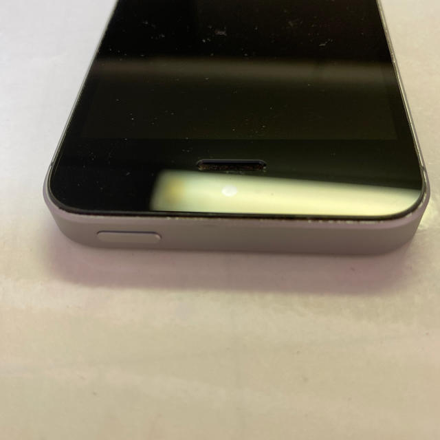 iPhoneSE 16GB au silver