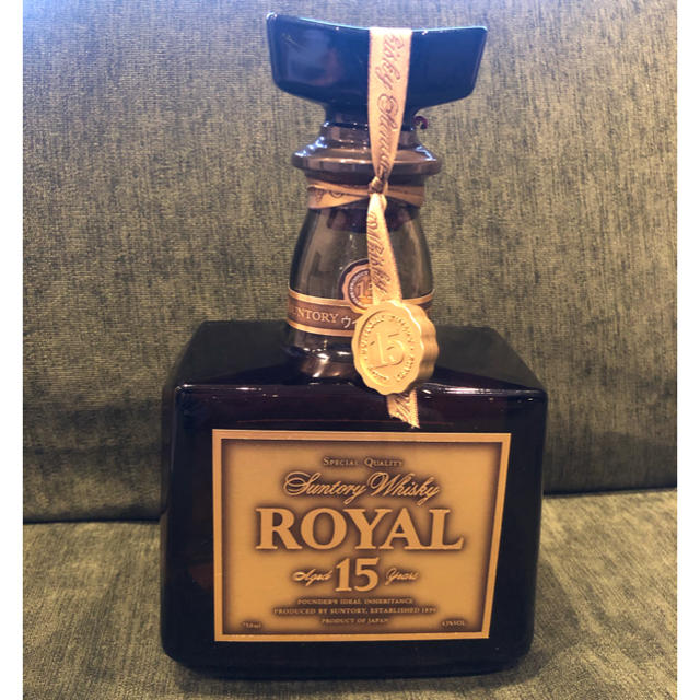 SUNTORY ROYAL サントリー　ローヤル15年 750ml