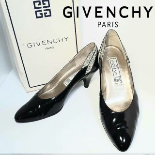 ジバンシィ(GIVENCHY)の☆GIVENCHY ★ジバンシー　パテントレザーパンプス！！(ハイヒール/パンプス)