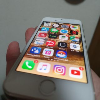 アイフォーン(iPhone)の早い者勝ち　iPhoneSE(スマートフォン本体)