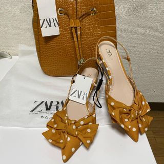 ザラ(ZARA)のZARAハンドバッグとミニヒールパンプス(トートバッグ)