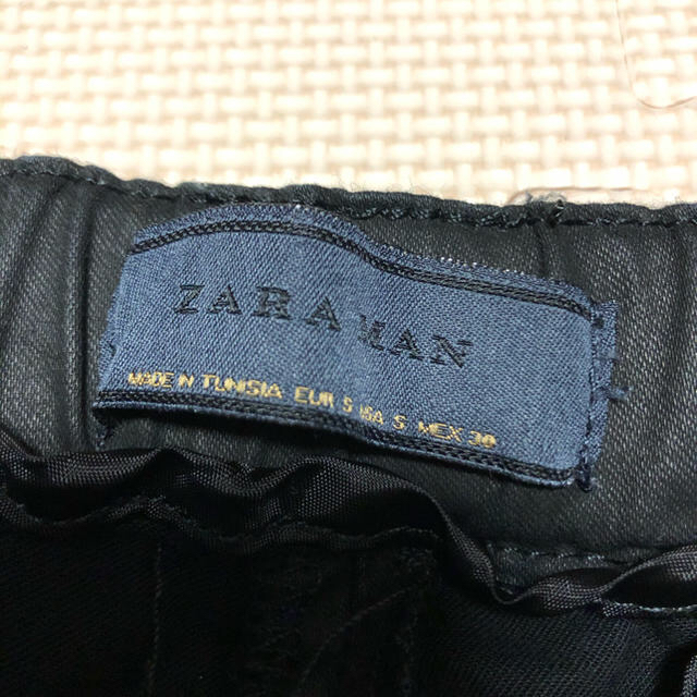 ZARA(ザラ)のzara フェイクレザー風パンツ メンズのパンツ(その他)の商品写真