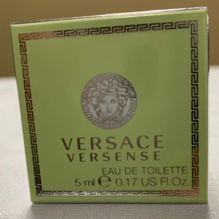 ヴェルサーチ(VERSACE)のヴェルサーチ ミニ香水 5ml(香水(女性用))