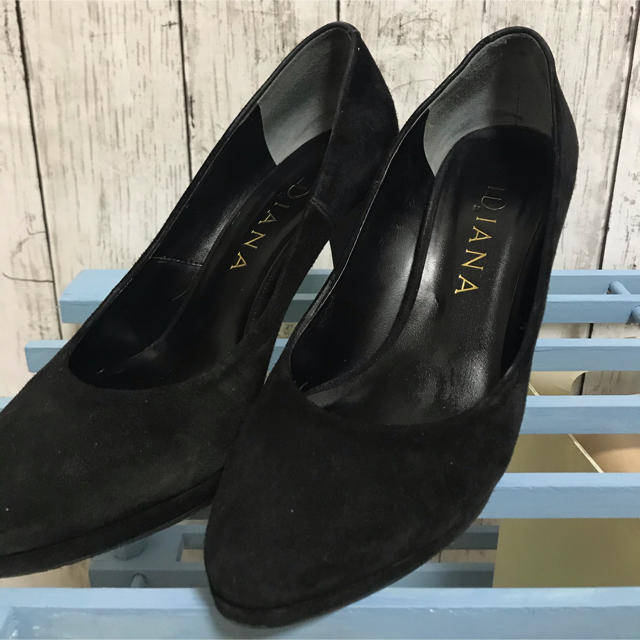 DIANA(ダイアナ)のDIANA スエード❤︎BLACKパンプス❤︎ レディースの靴/シューズ(ハイヒール/パンプス)の商品写真