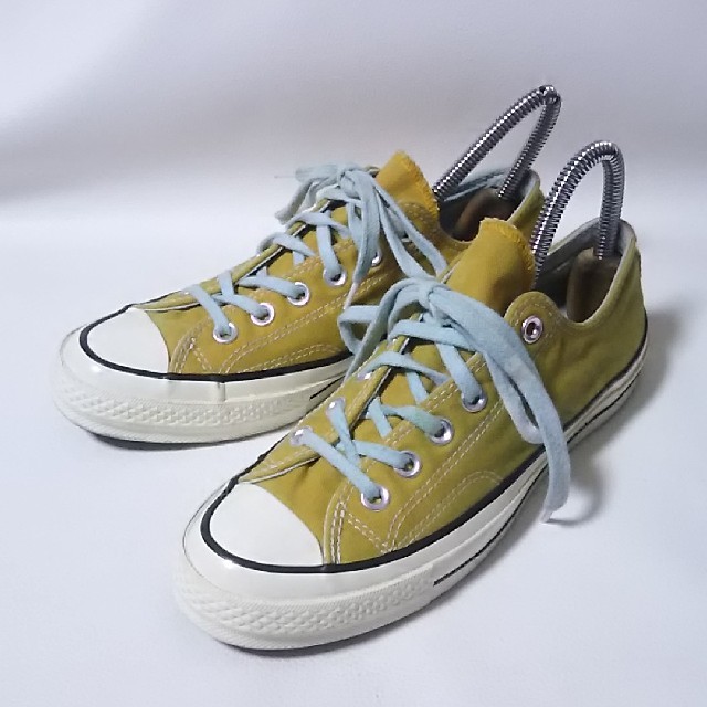 CONVERSE(コンバース)の
希少限定マスタード!コンバースチャックテイラーCT70高級スニーカー!


 レディースの靴/シューズ(スニーカー)の商品写真