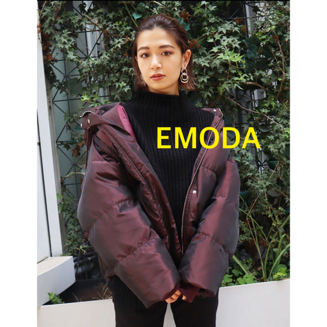 EMODA(エモダ)のEMODA フードダウンブルゾン レディースのジャケット/アウター(ダウンジャケット)の商品写真