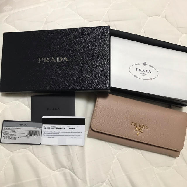 PRADA プラダ 長財布 財布 サフィアーノ ピンク ベージュ 新品 特価♡