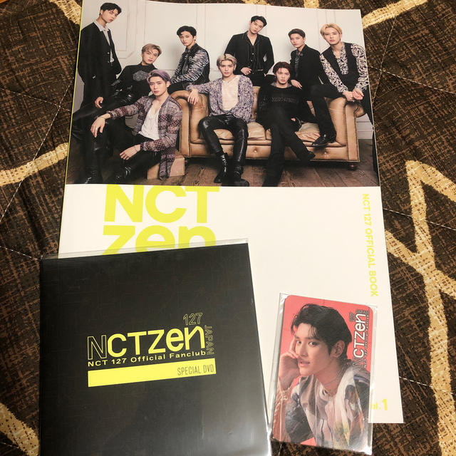NCT 127  会報　OFFICIAL BOOK Vol.1 セット　テヨンエンタメ/ホビー