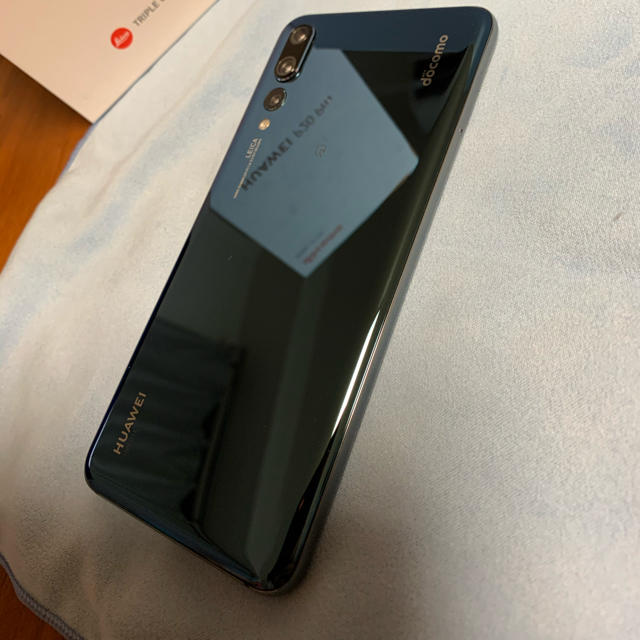 ANDROID(アンドロイド)のHUAWEI P20 Pro HW-01K docomo版　simロック解除済 スマホ/家電/カメラのスマートフォン/携帯電話(スマートフォン本体)の商品写真