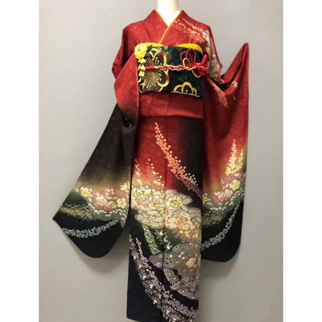 未着用品【辻ヶ花絞り☆振袖】金通し レッド×ブラックの通販 by