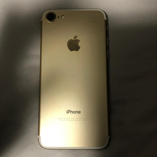 Apple(アップル)のiPhone7 32GB スマホ/家電/カメラのスマートフォン/携帯電話(スマートフォン本体)の商品写真