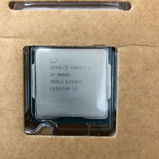 Intel cpu core i5 9600K